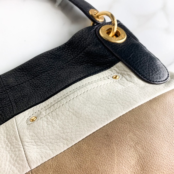 B. Makowsky | Leather Shoulder Bag - Picture 5 of 7